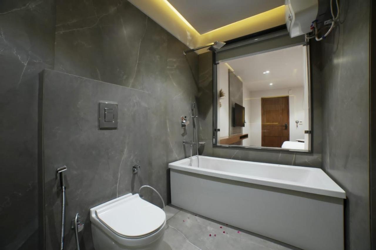 The Rohini Mansion A Unit Of The Monsoon & Pearl Palace Yamunānagar エクステリア 写真
